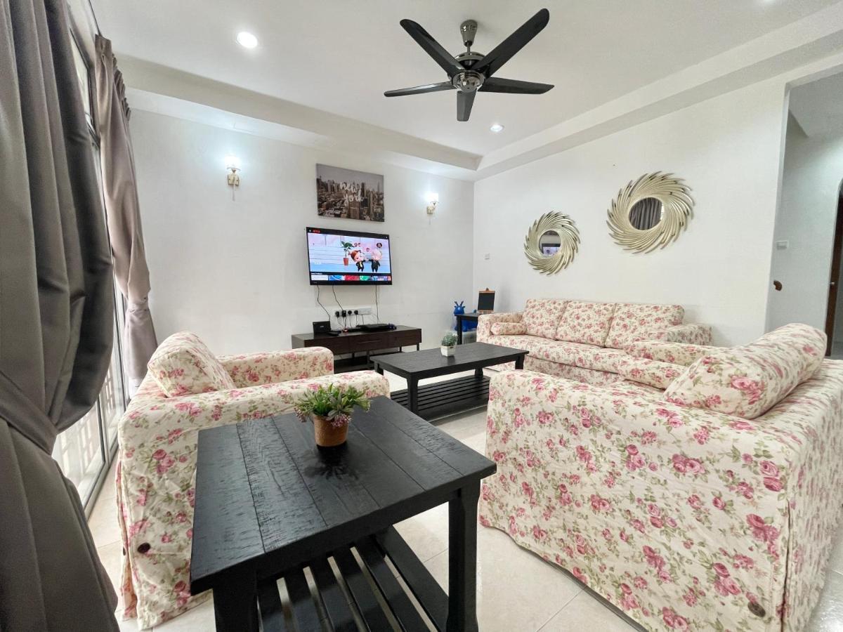 Langkawi Cozy Holiday Home At Bukit Indah By Zervin กัวห์ ภายนอก รูปภาพ